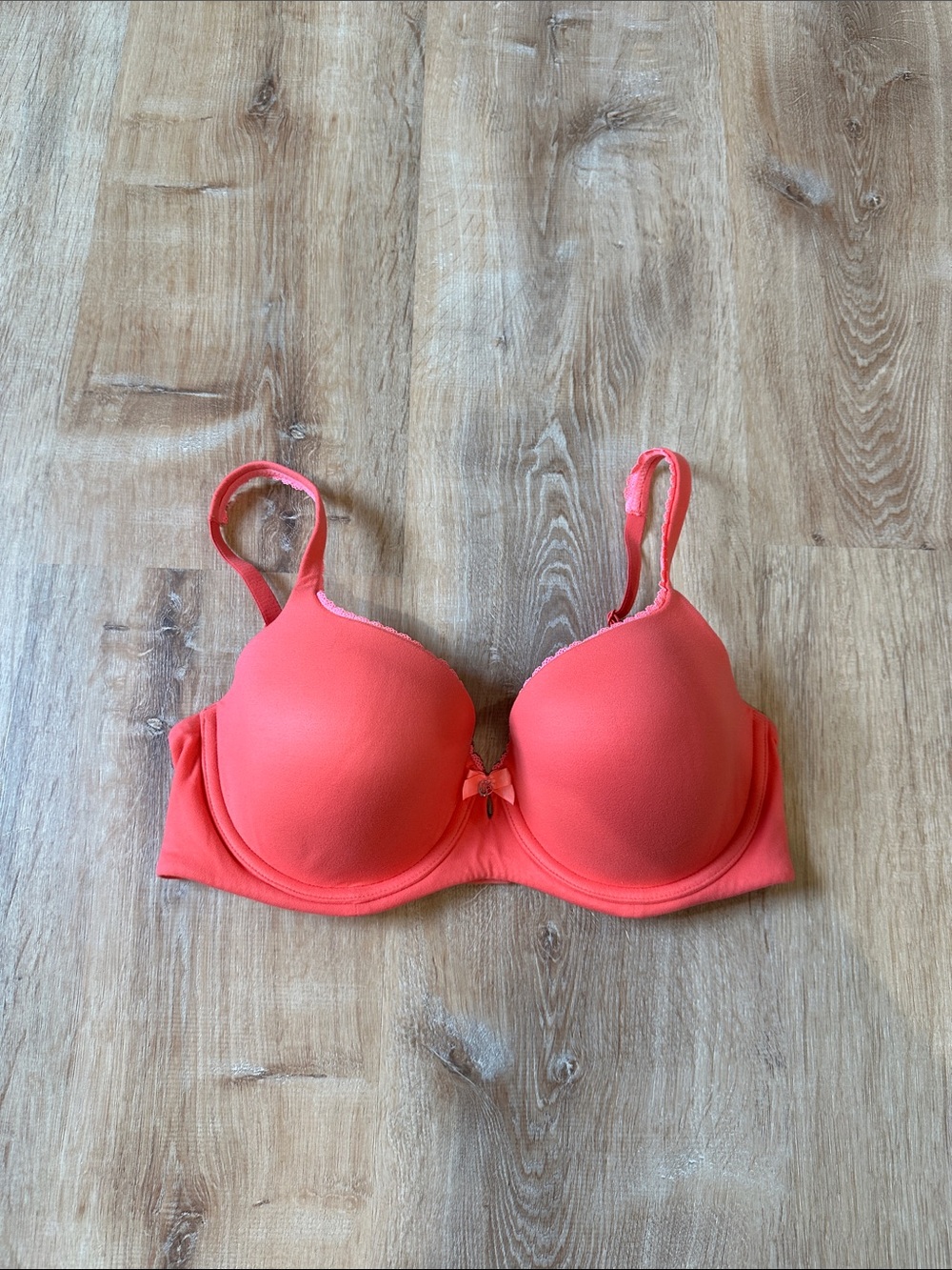 Victoria’s Secret Body by Victoria Lined Demi Demi-Buste Double Coral/Pink 34DD